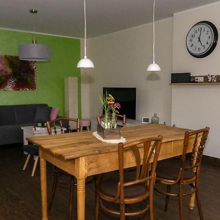 Ferienhaus Alte Schule Volkesfeld Bagian luar foto