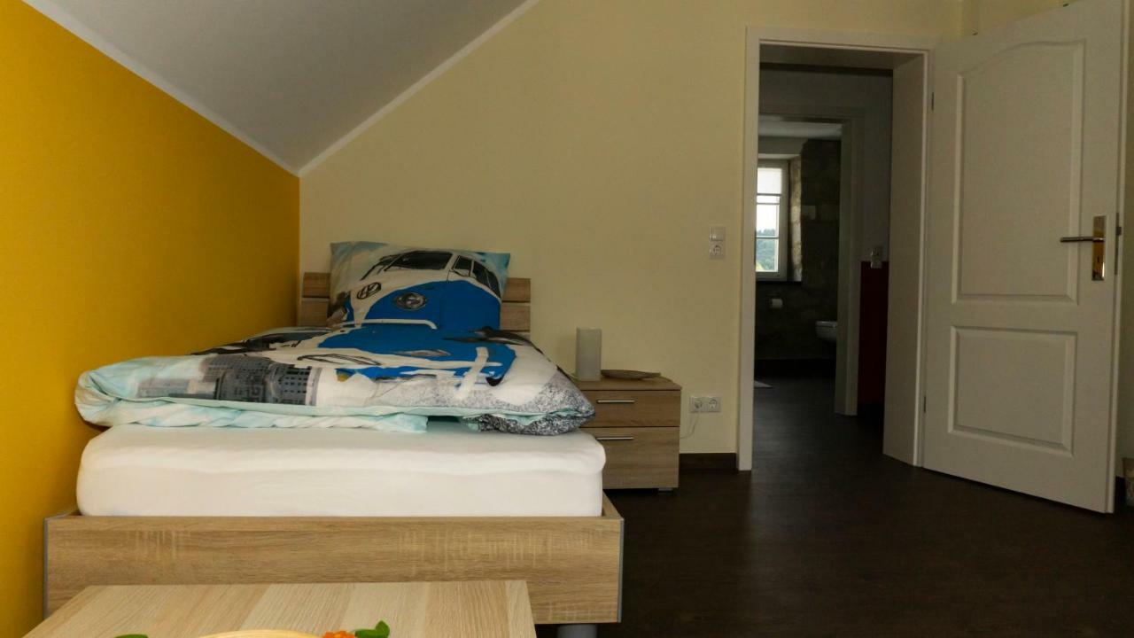 Ferienhaus Alte Schule Volkesfeld Bagian luar foto
