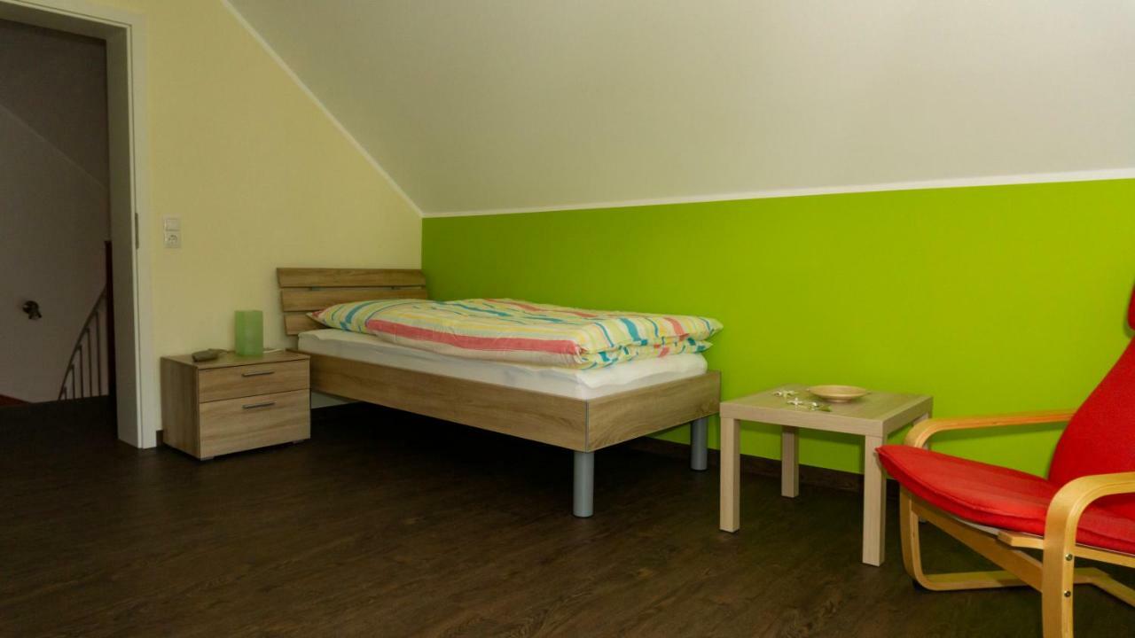 Ferienhaus Alte Schule Volkesfeld Bagian luar foto